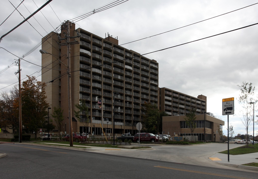 Potomac Towers North in Hagerstown, MD - Building Photo