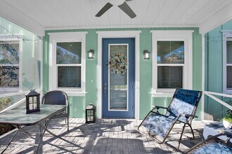 317 Pop Top Ln in Daytona Beach, FL - Building Photo - Building Photo