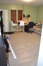448 64th Av E in Vancouver, BC - Building Photo - Building Photo