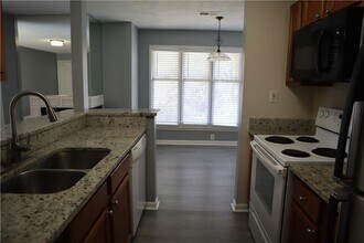 1103 Garden Ct in Atlanta, GA - Building Photo - Building Photo