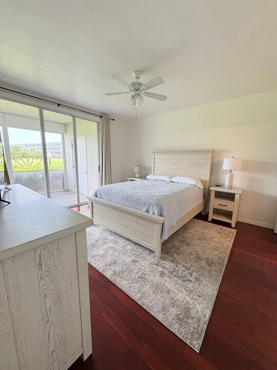 14961 Hole IN 1 Cir, Unit 105 in Ft. Myers, FL - Building Photo