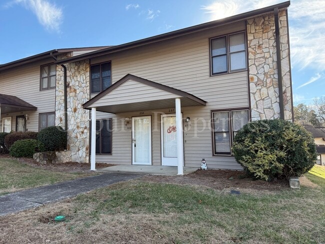 property at 1018 Cedar Pl Ct