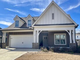 Mimms Trail Subdivision -SUBLEASE MAY 2026-JUNE 2027 in Auburn, AL - Building Photo