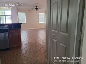 316 Stakes Ct in DeLand, FL - Building Photo - Building Photo