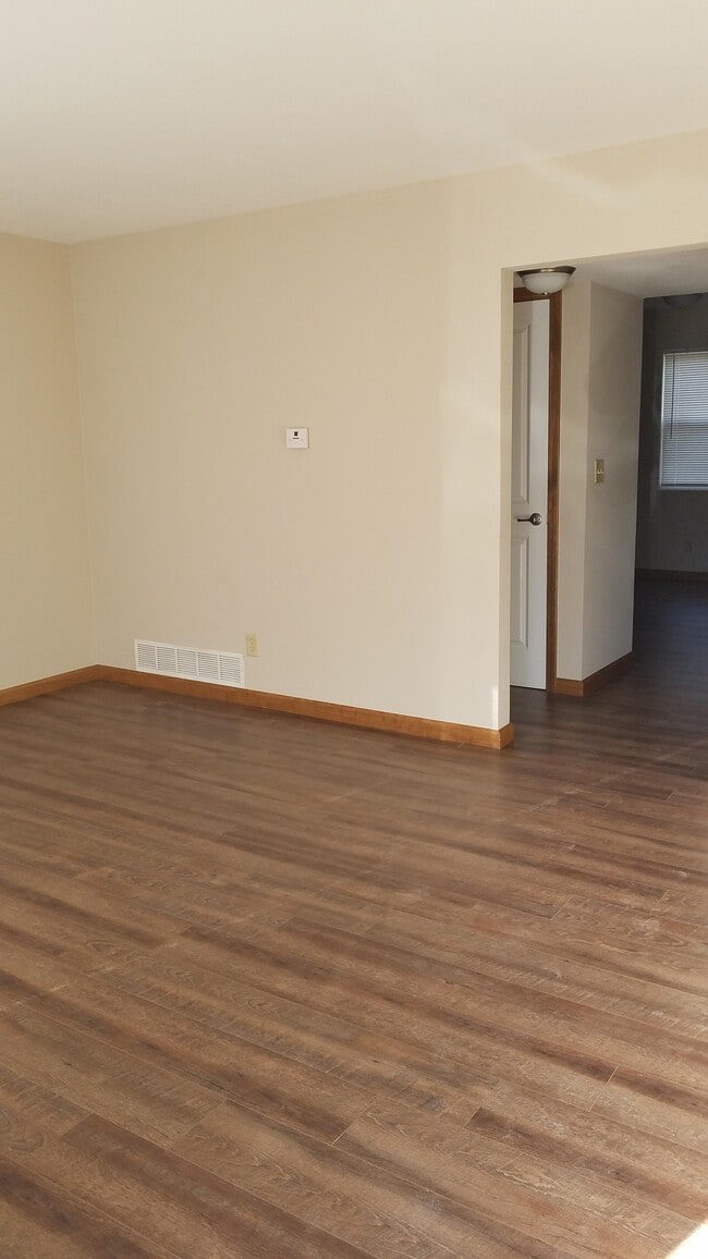 3 Heritage Pl in Glen Carbon, IL - Building Photo - Building Photo