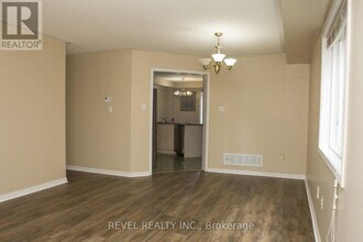 97 Native Landing in Brampton, ON - Building Photo - Building Photo