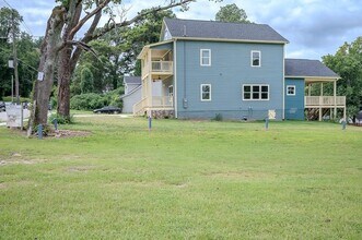 1993 Reynolds Dr SW in Atlanta, GA - Building Photo - Building Photo