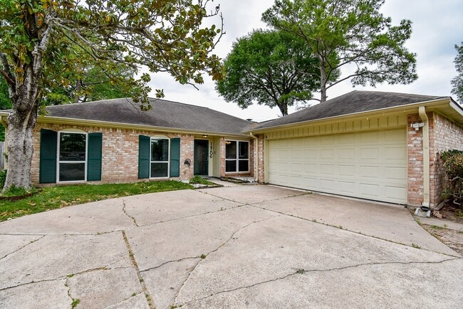 property at 14206 Ella Lee Ln