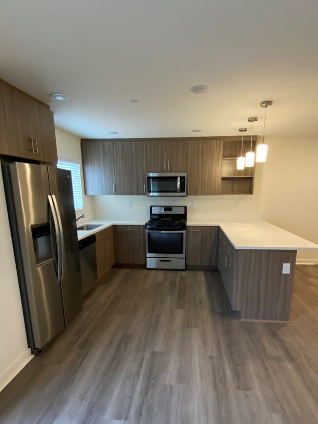 9942 Buena Vista Ave in Santee, CA - Foto de edificio - Building Photo