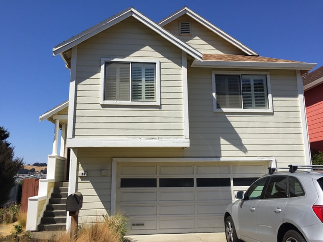 property at 174 Linda Vista Dr