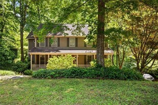 4700 Norman Dr NW in Kennesaw, GA - Building Photo