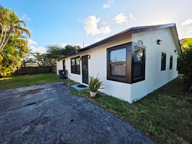 property at 4776 Carver St