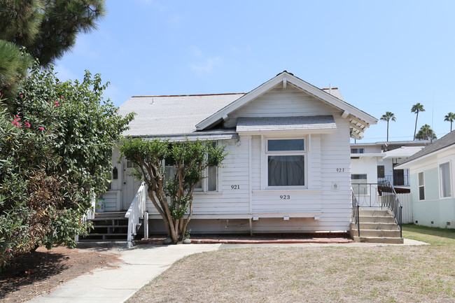 921-923 4th St in Santa Monica, CA - Building Photo - Building Photo