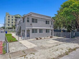 600 NW 25th Ct in Miami, FL - Building Photo