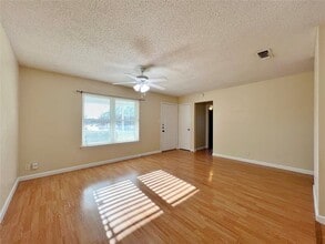 4429 Altamesa Blvd in Fort Worth, TX - Building Photo - Building Photo