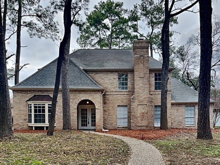 1906 Tucumcari Dr in Houston, TX - Foto de edificio