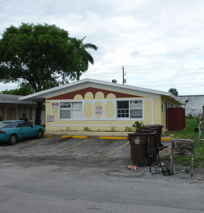 731 NW 4th Ave in Fort Lauderdale, FL - Building Photo - Building Photo