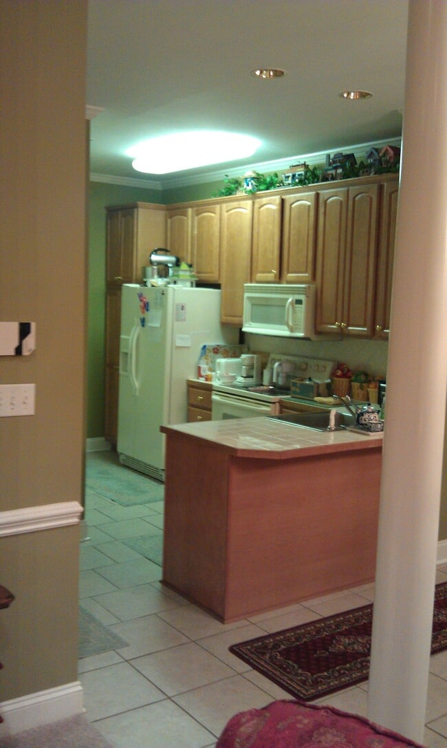2404 W McCown Dr in Florence, SC - Building Photo - Building Photo
