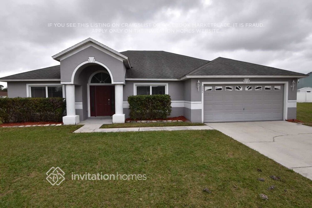 3247 Murray Hill Loop in Kissimmee, FL - Building Photo