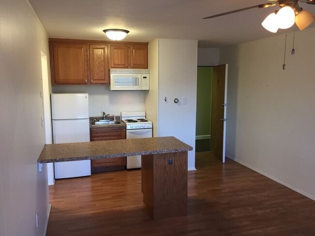 564 W State Rte 22 in Lake Zurich, IL - Building Photo - Building Photo