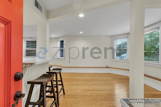 5835 Occidental St in Oakland, CA - Building Photo - Building Photo
