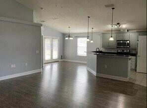 7971 Herzog Ct in Navarre, FL - Building Photo - Building Photo