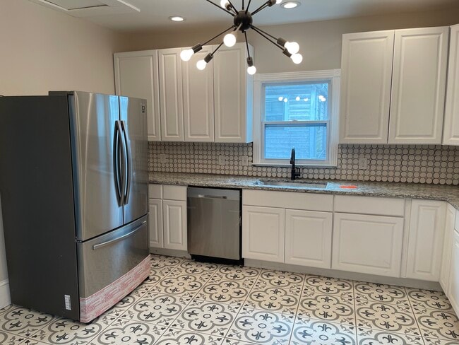 219 E Springdale Ave in Knoxville, TN - Building Photo - Building Photo