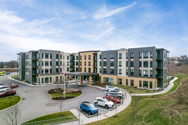 Ridgecrest Senior Living in Pittsburgh, PA - Building Photo - Primary Photo