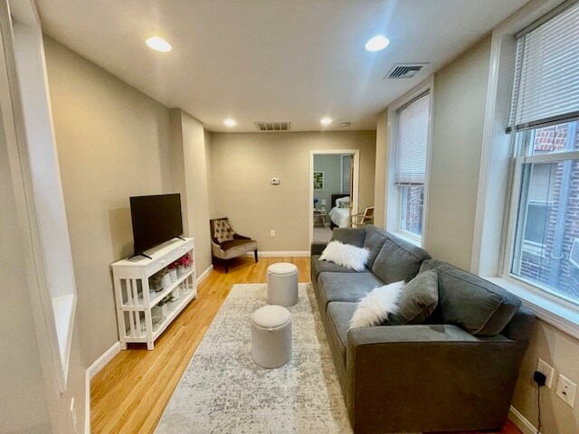 13 Snow Hill St, Unit Apt2 in Boston, MA - Foto de edificio - Building Photo