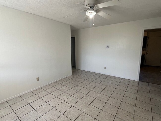 616 W J St in Russellville, AR - Building Photo - Building Photo