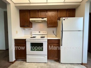 1011 K St in Fairbury, NE - Building Photo - Building Photo