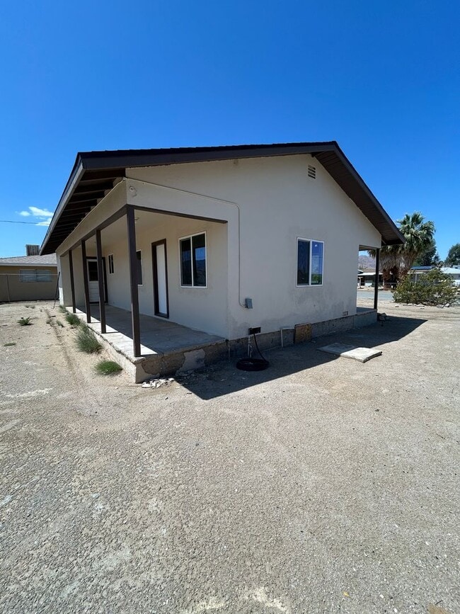 6663 Sage Ave in Twentynine Palms, CA - Building Photo - Building Photo
