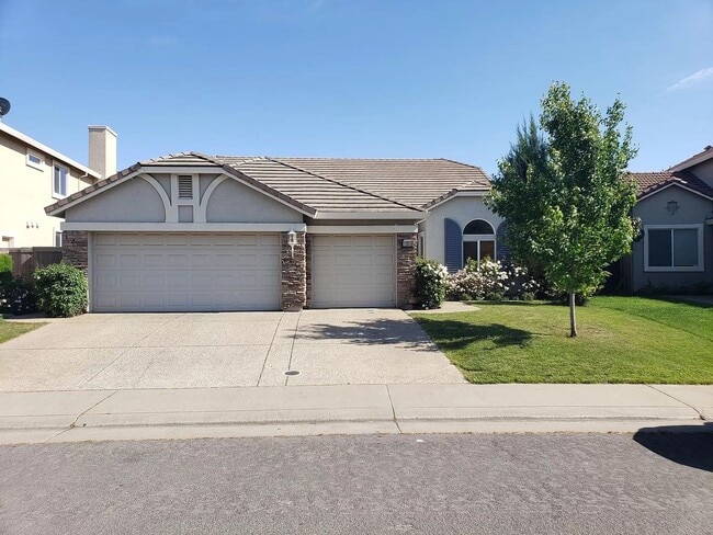 property at 11858 Larisa Way