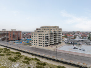 The Renaissance in Long Beach, NY - Building Photo - Building Photo