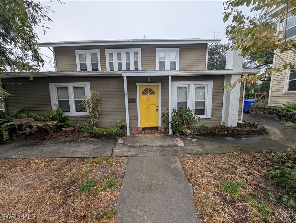 1637 Woodford Ave in Ft. Myers, FL - Building Photo