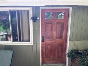 909 Rte 9W in Nyack, NY - Building Photo - Building Photo