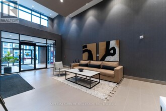 460-460 Gordon Krantz Ave in Milton, ON - Building Photo - Building Photo