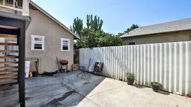 1829 1/2 E 63rd Street Unit in Los Angeles, CA - Building Photo - Building Photo