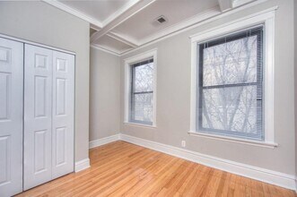 1211 W Catalpa Ave in Chicago, IL - Building Photo - Building Photo