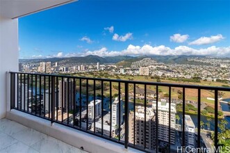 201 ?Ohua Ave in Honolulu, HI - Building Photo - Building Photo