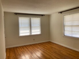 1098 Cherry St, Unit 4 in Jacksonville, FL - Building Photo