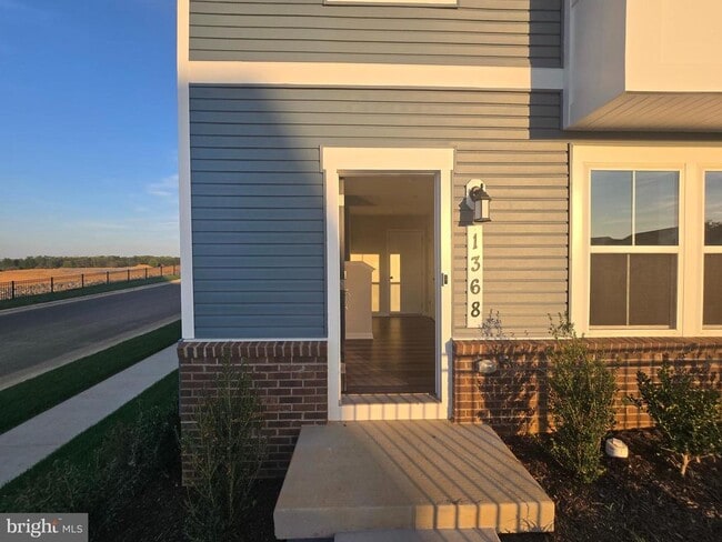 property at 1368 Red Clover Ln