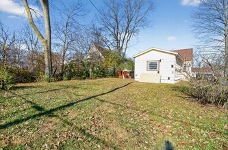 2405 W 10th St in Muncie, IN - Building Photo - Building Photo