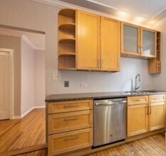 4019 N Clarendon Ave in Chicago, IL - Building Photo - Building Photo