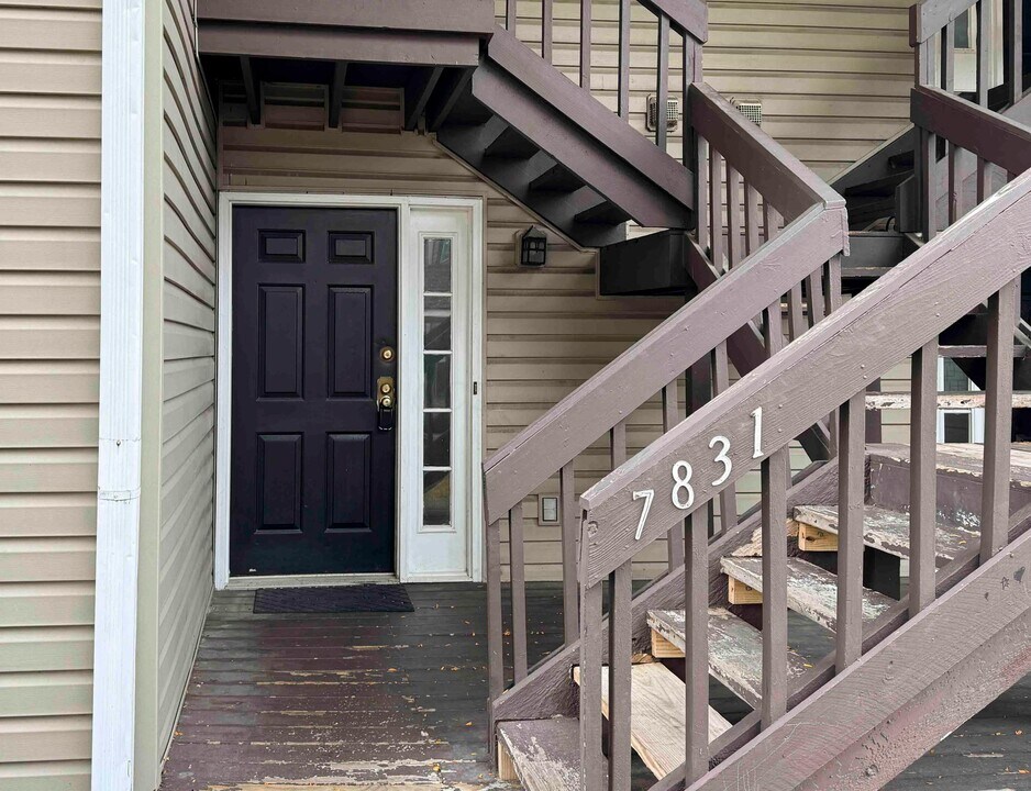 7831 Meadowhaven Blvd in Columbus, OH - Building Photo