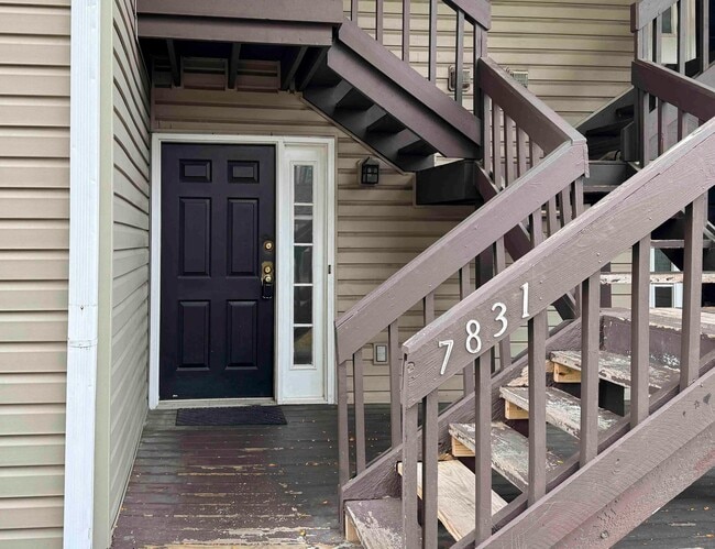 7831 Meadowhaven Blvd