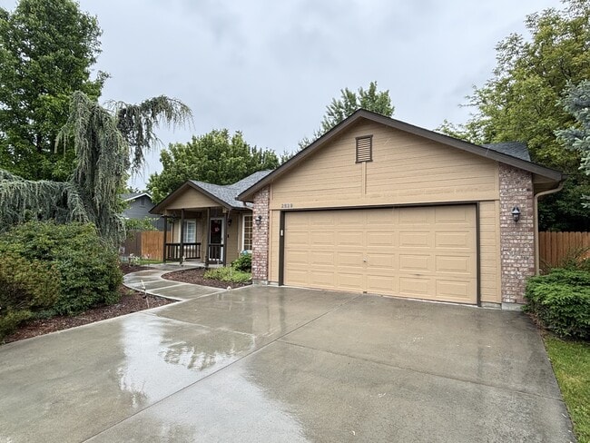 property at 2529 W Sheryl St