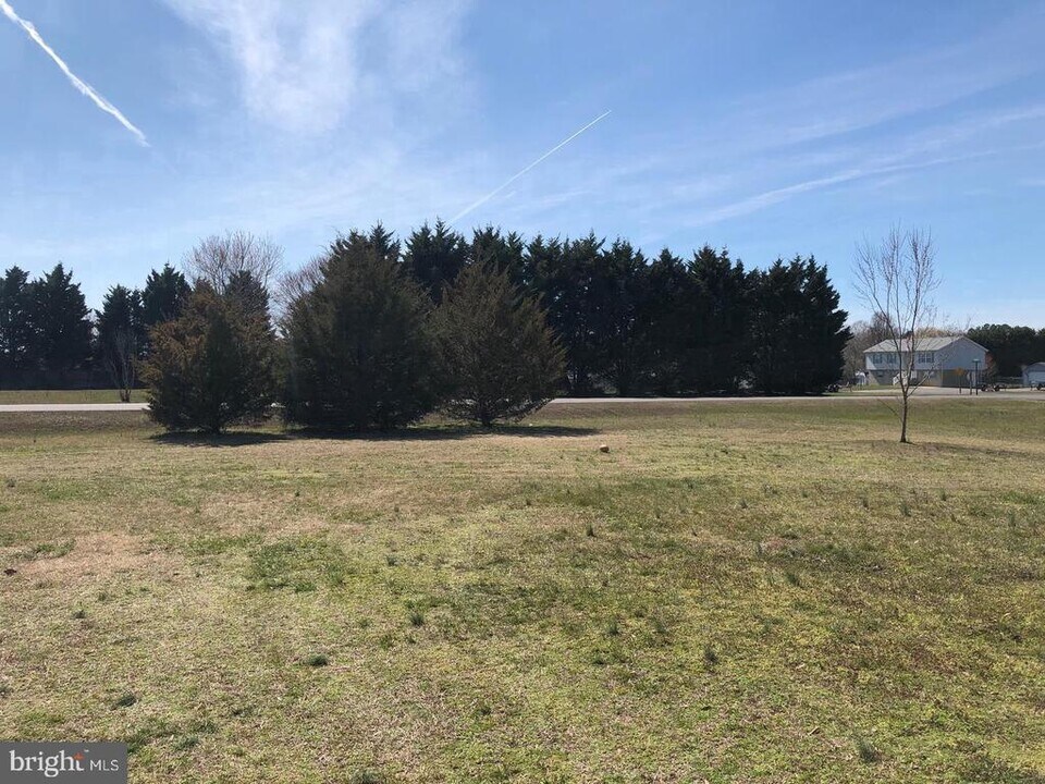 45636 Rutherford Blvd in California, MD - Building Photo