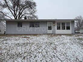 5209 Mohawk Dr in Kokomo, IN - Building Photo