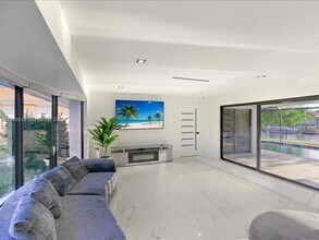 103 Tropicana Dr in Punta Gorda, FL - Building Photo - Building Photo